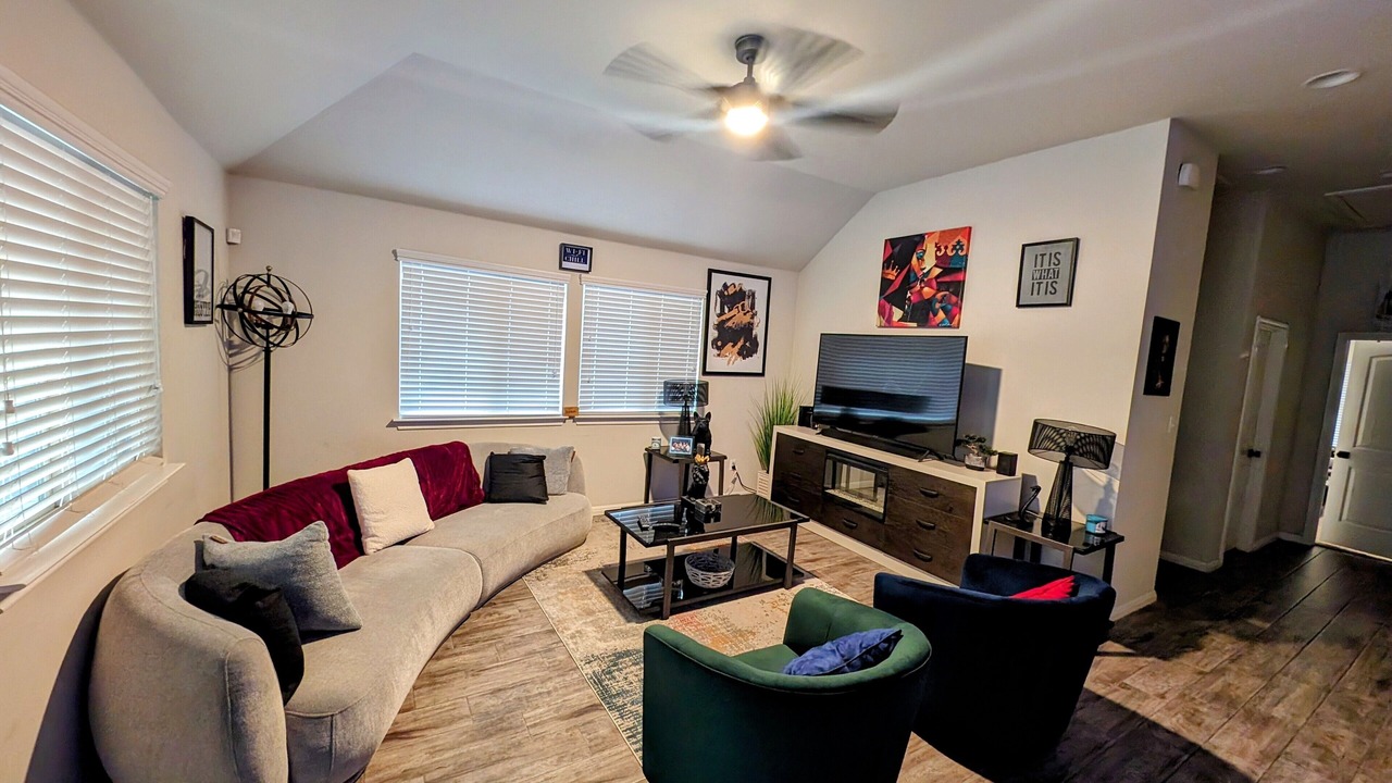 Photo of Livingroom in Kyle
