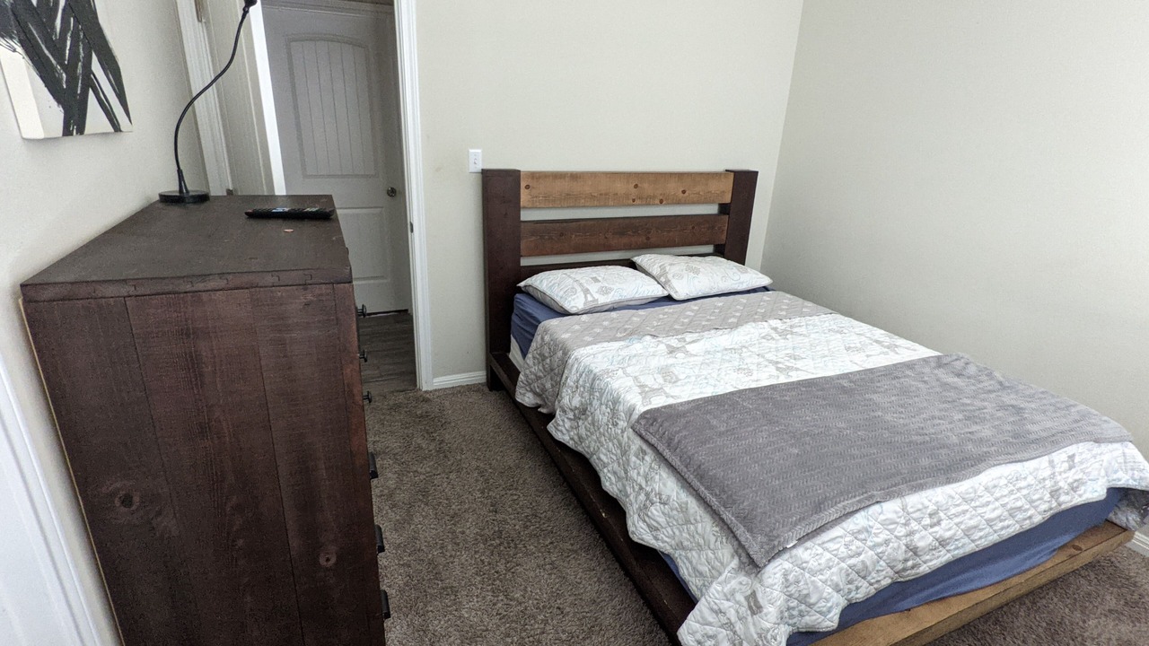 Photo of Bedroom in Kyle