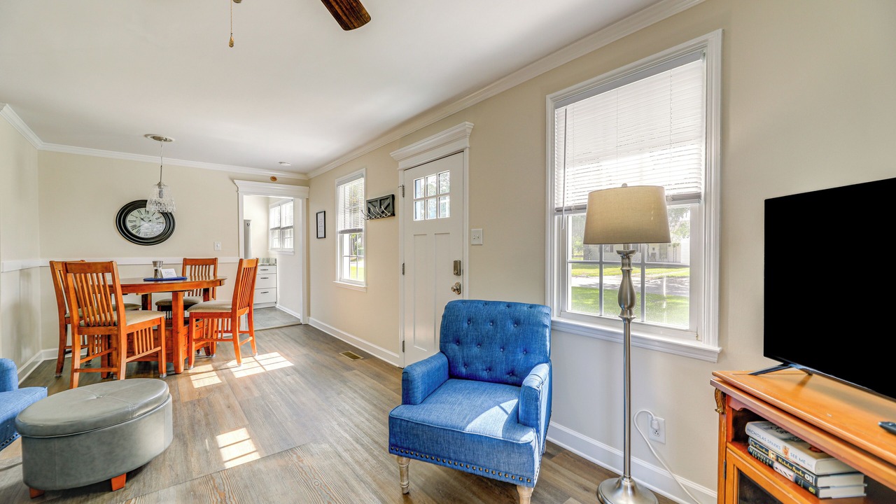 Photo of Livingroom in New Bern