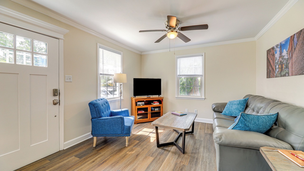Photo of Livingroom in New Bern
