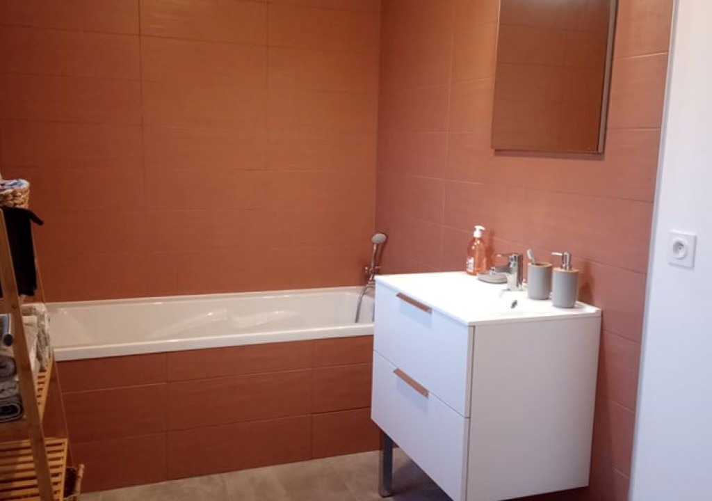 Photo of Bathroom in Barcelonnette