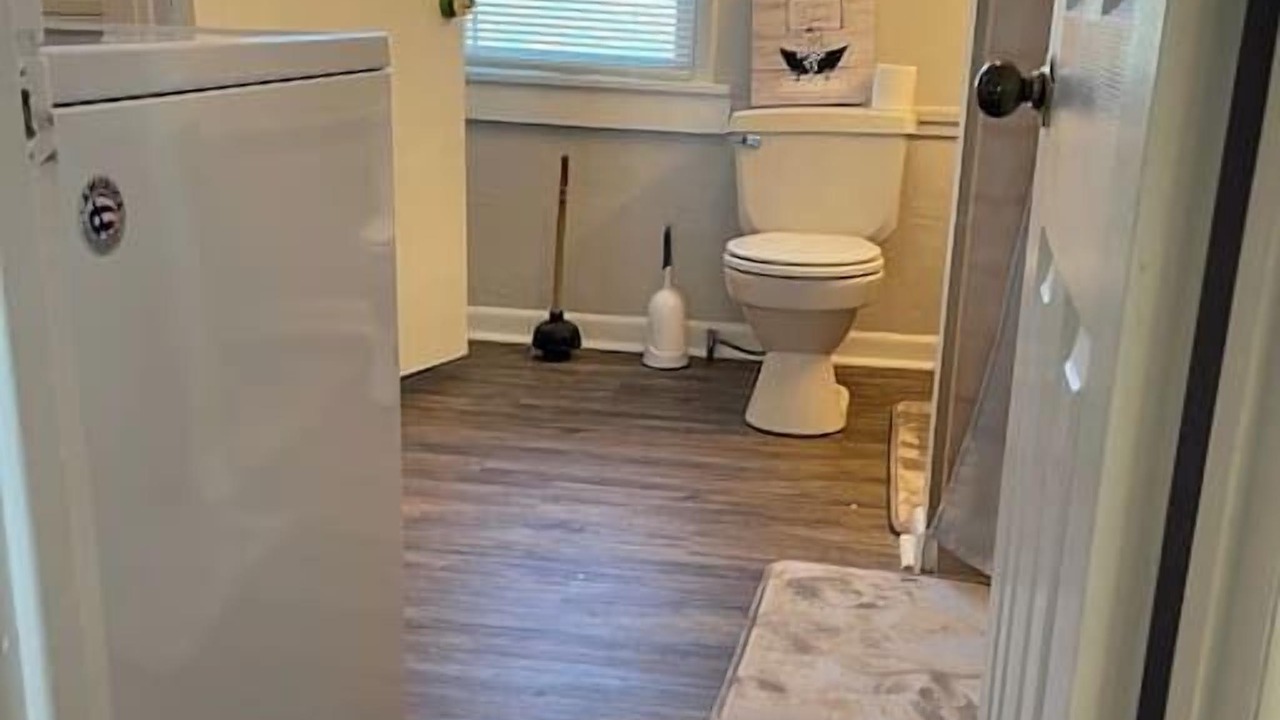 Photo of Bathroom in Seymour