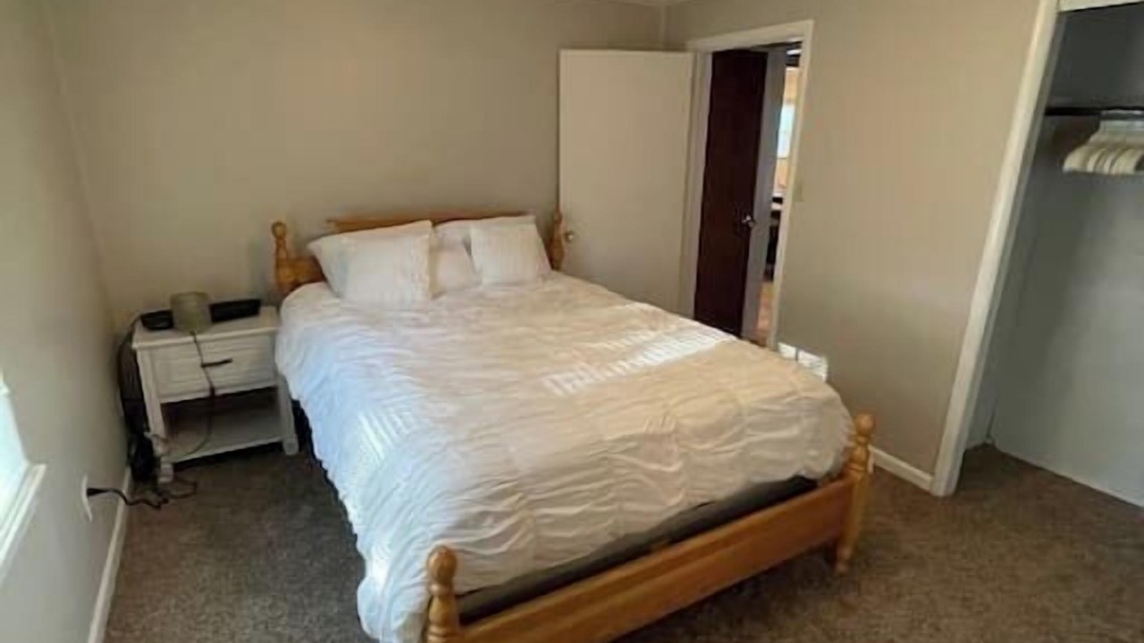 Photo of Bedroom in Seymour