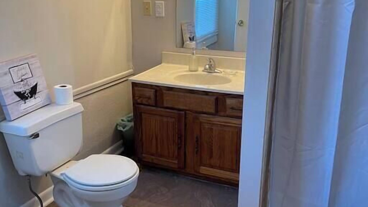 Photo of Bathroom in Seymour