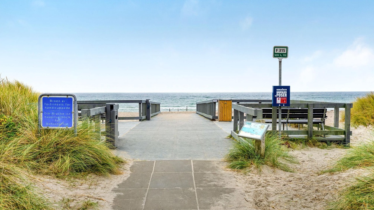 Photo of Others in Grena Strand