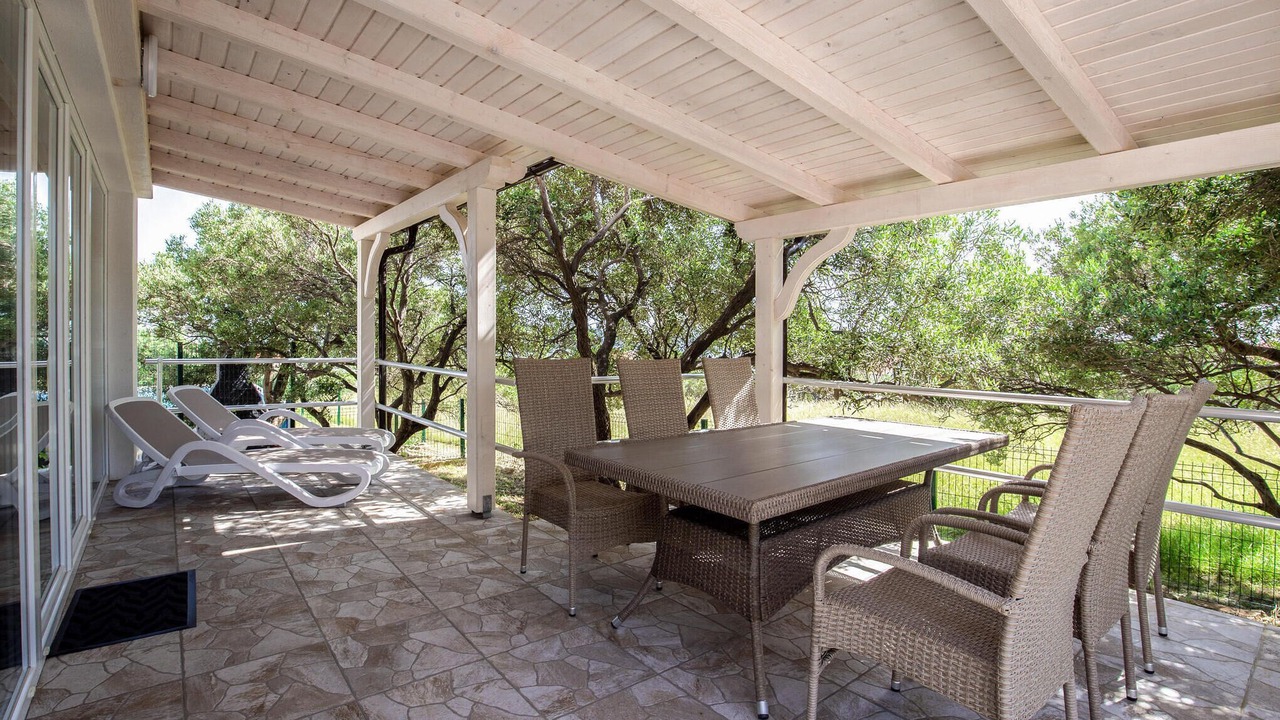 Photo of Patio Balcony in Banjol