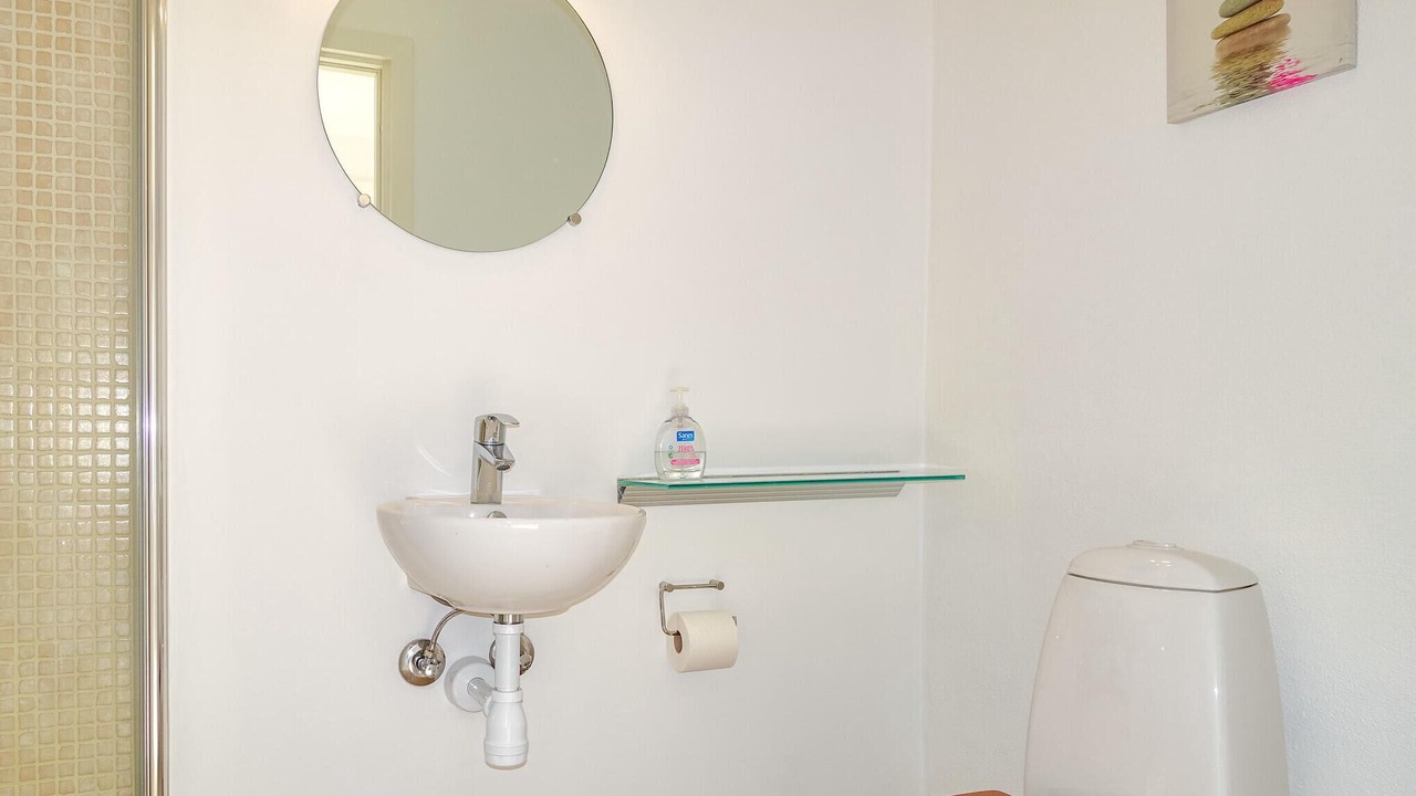 Photo of Bathroom in Akirkeby