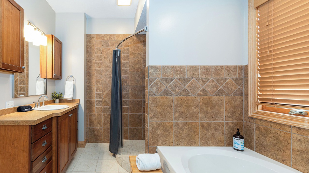 Photo of Bathroom in The Galena Territory