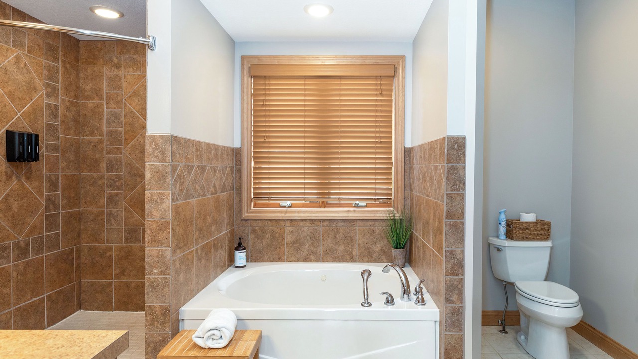 Photo of Bathroom in The Galena Territory