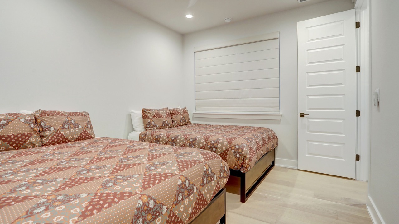 Photo of Bedroom in Holly