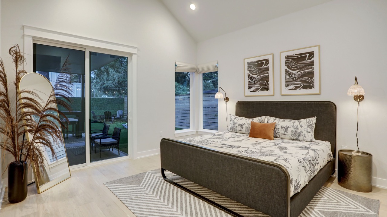 Photo of Bedroom in Holly