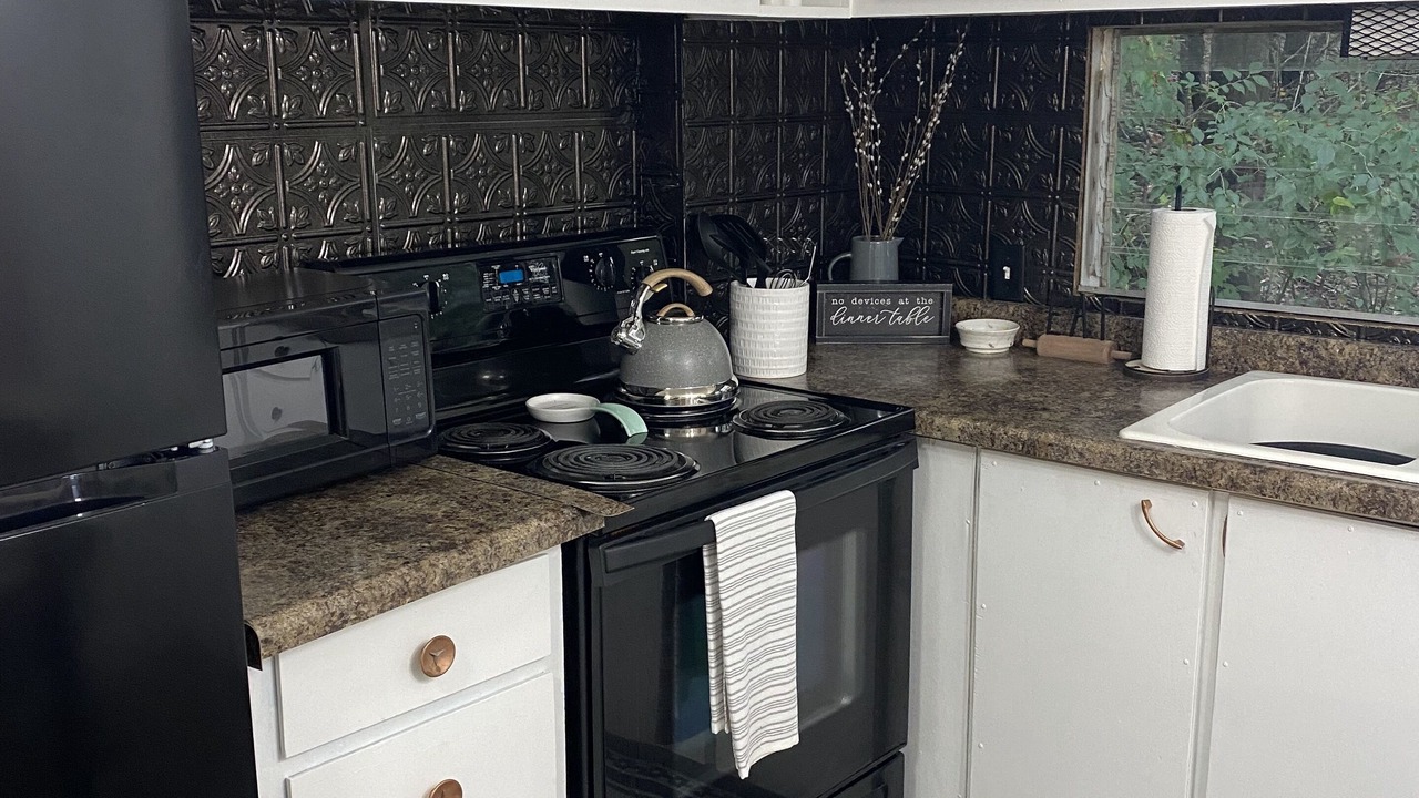 Photo of Kitchen in Roach