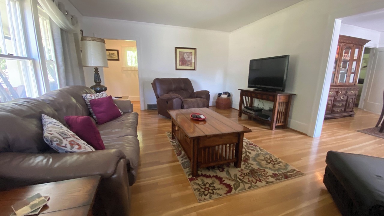 Photo of Bedroom in University District