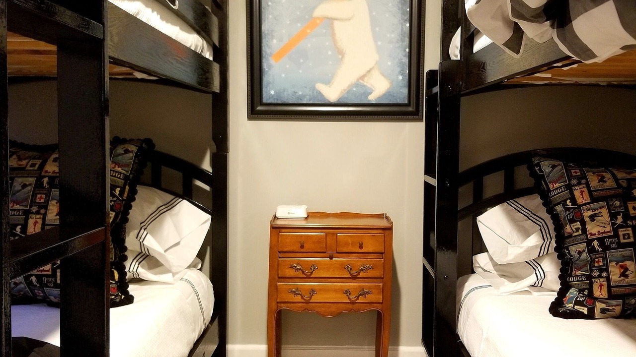 Photo of Bedroom in Stowe Area