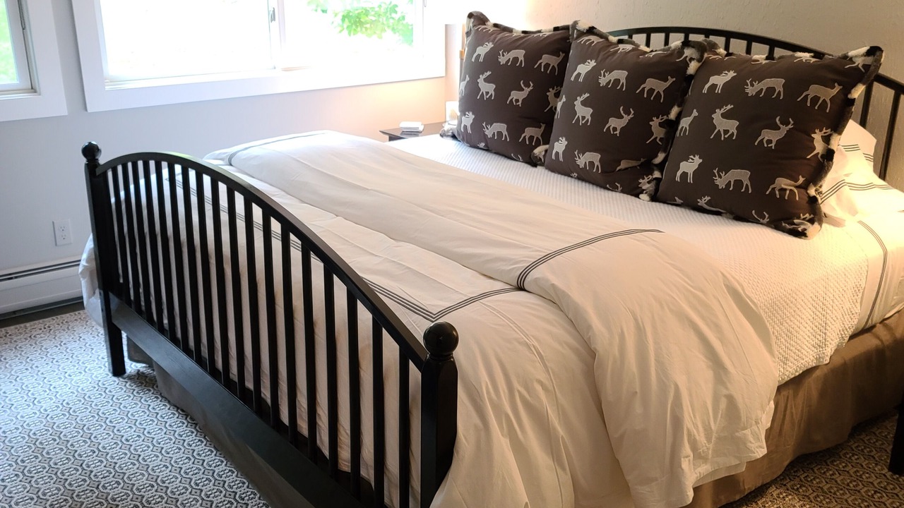 Photo of Bedroom in Stowe Area