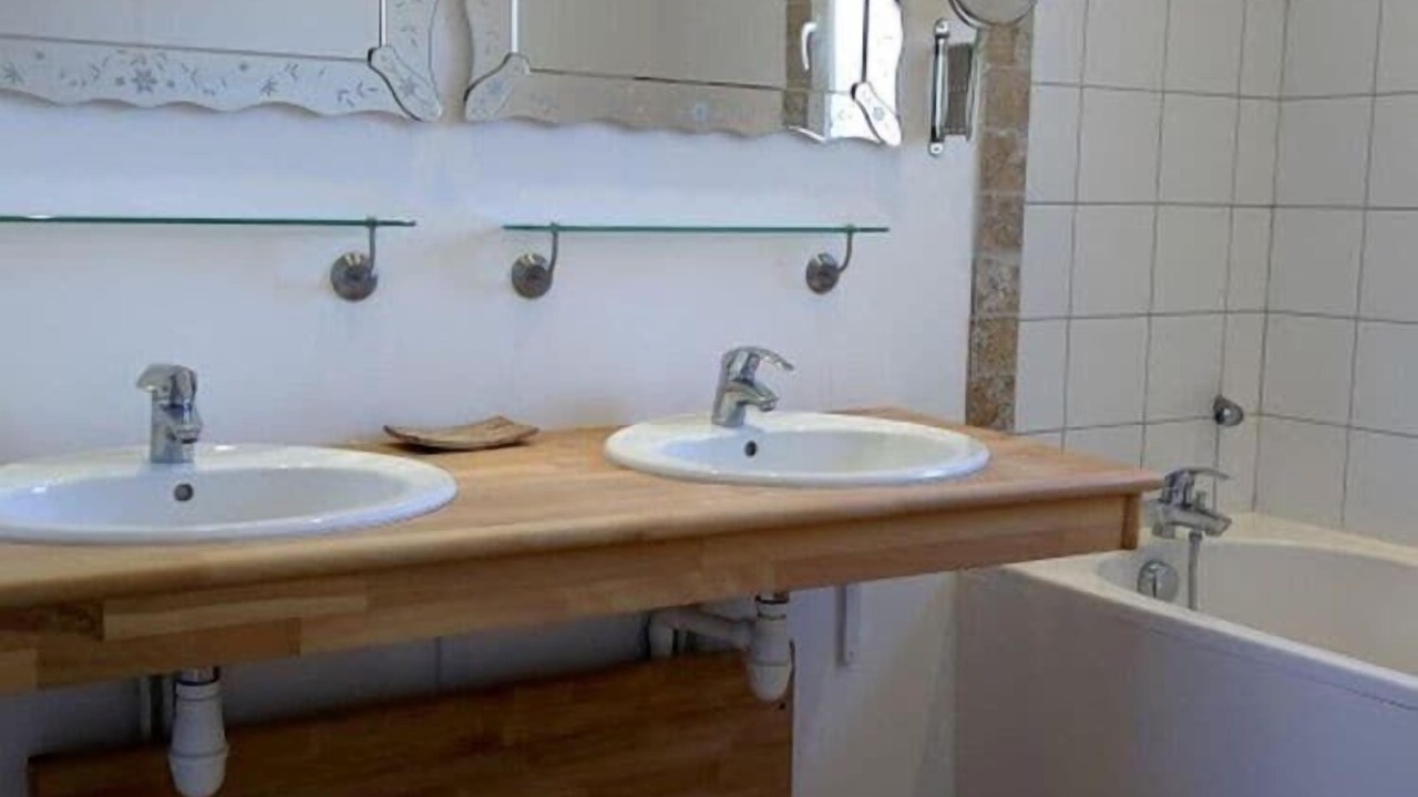 Photo of Bathroom in Montbrun-des-Corbieres