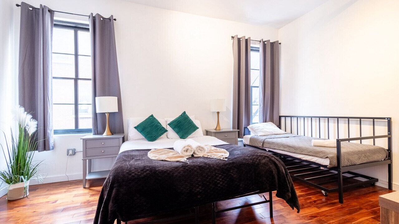 Photo of Bedroom in Center City East