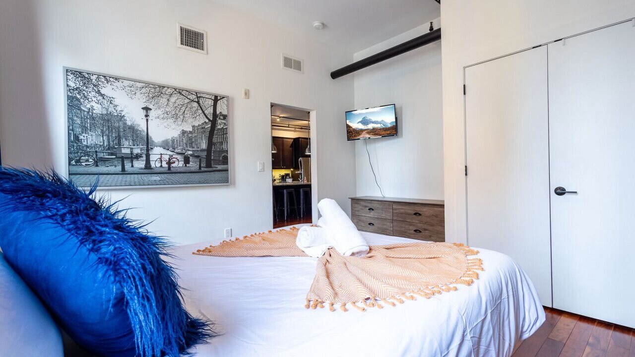 Photo of Bedroom in Center City East