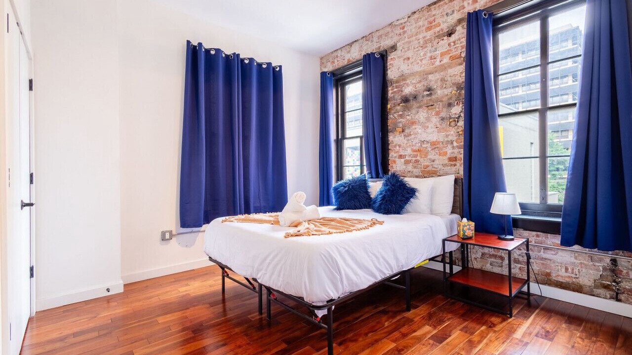Photo of Bedroom in Center City East