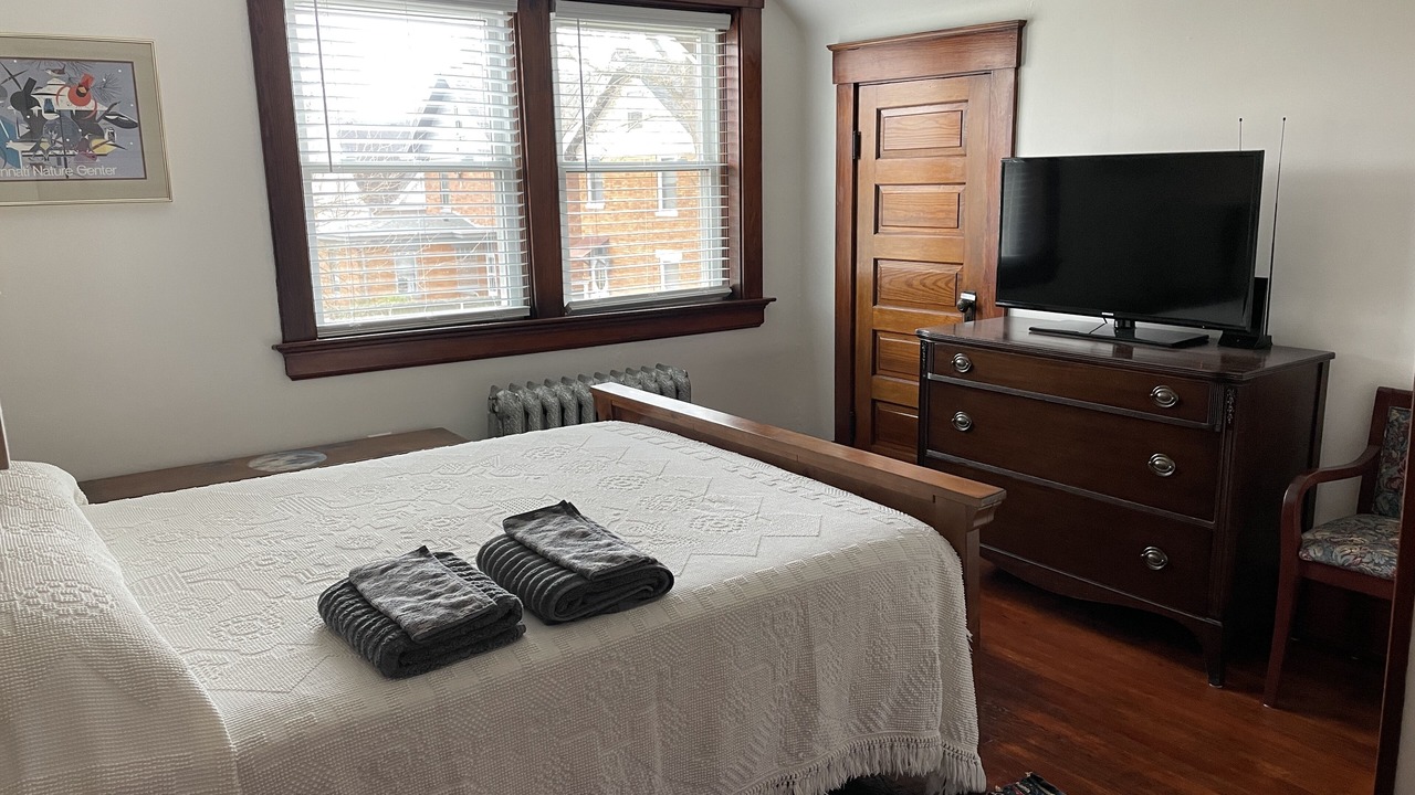 Photo of Bedroom in Oakley