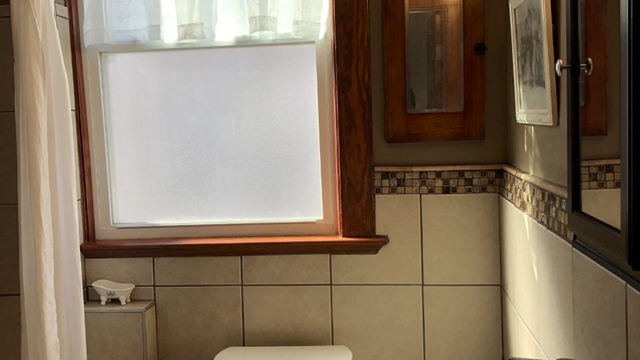 Photo of Bathroom in Oakley