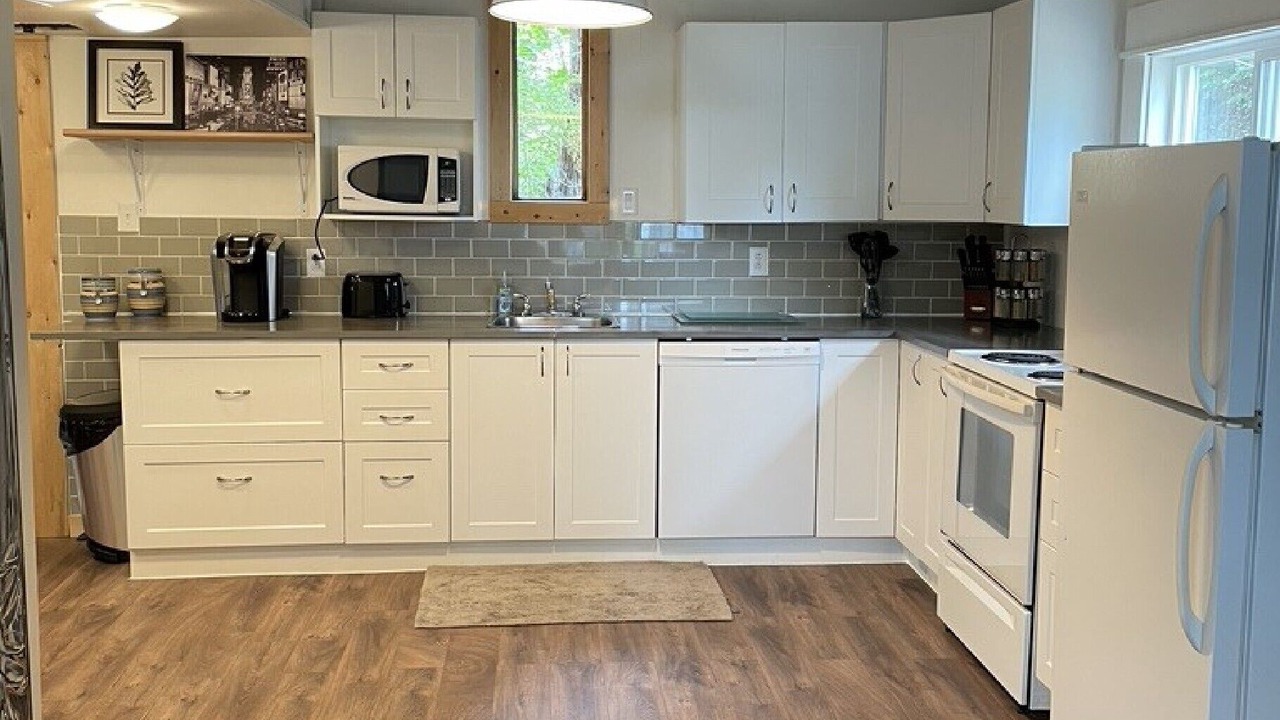 Photo of Kitchen in B-Say-Tah