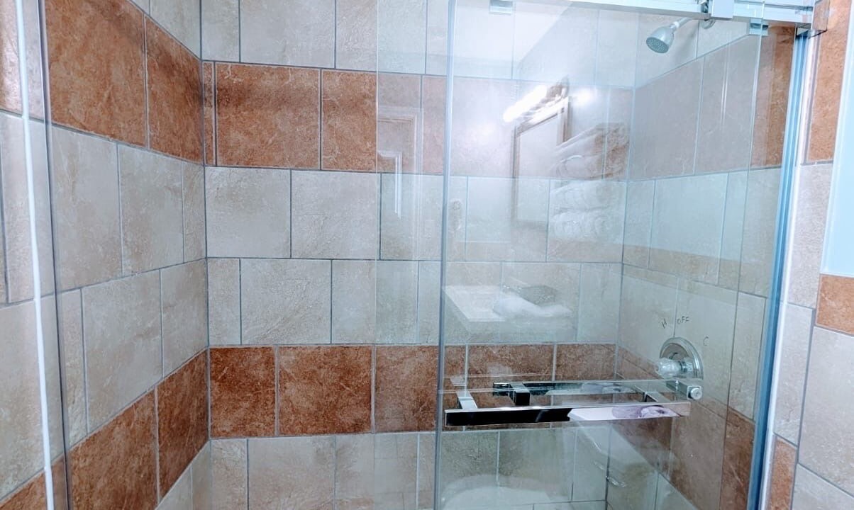 Photo of Bathroom in Niagara Falls