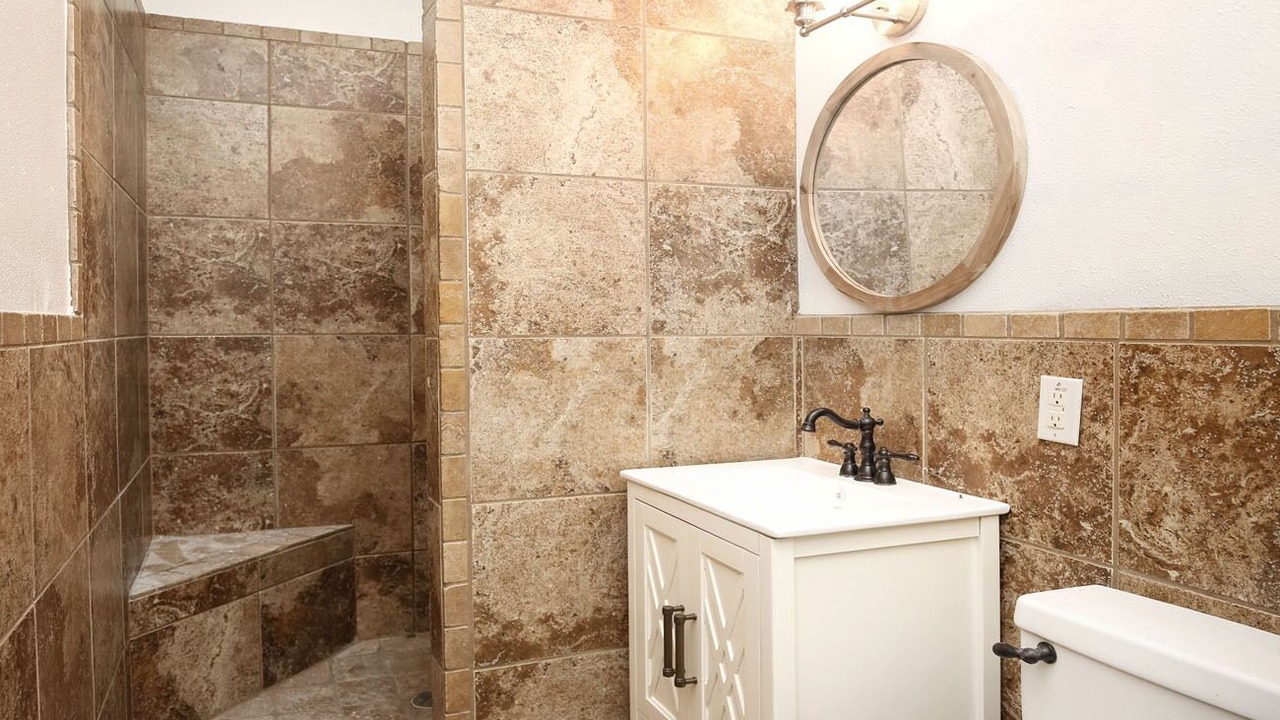 Photo of Bathroom in China Spring