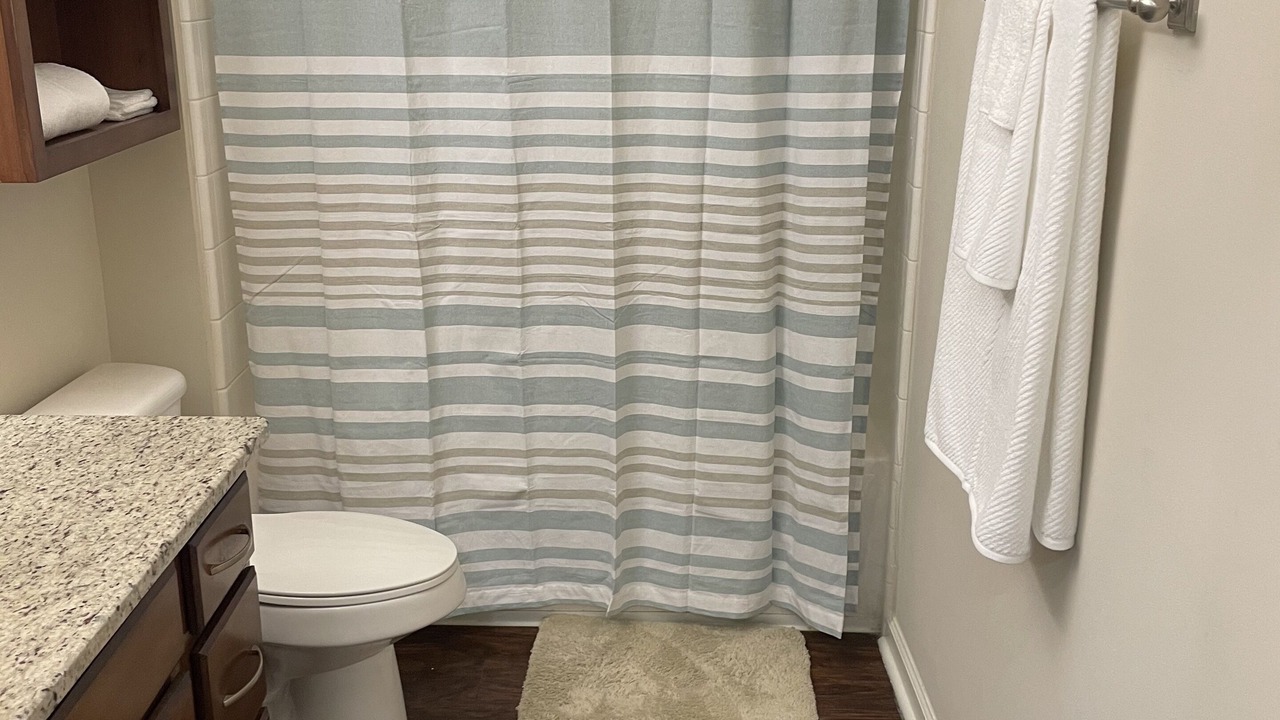 Photo of Bathroom in Lindbergh