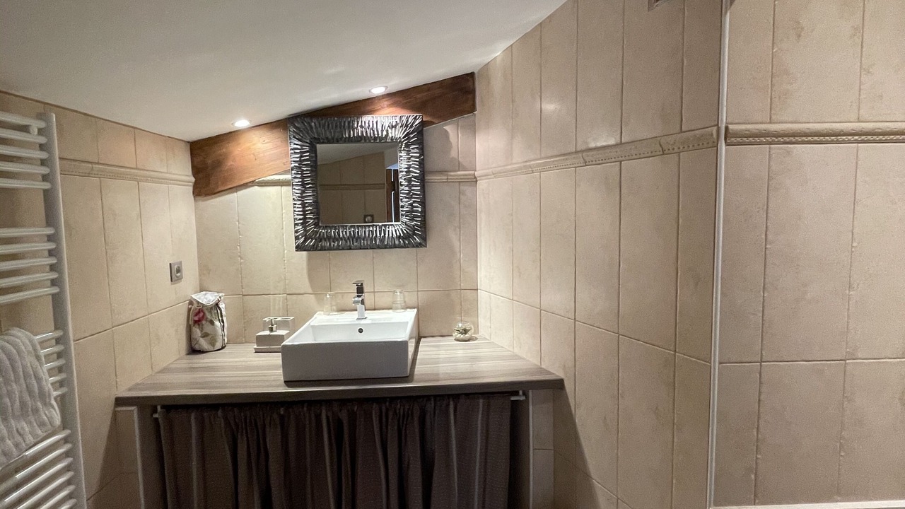 Photo of Bathroom in Saint-Etienne-de-Baigorry