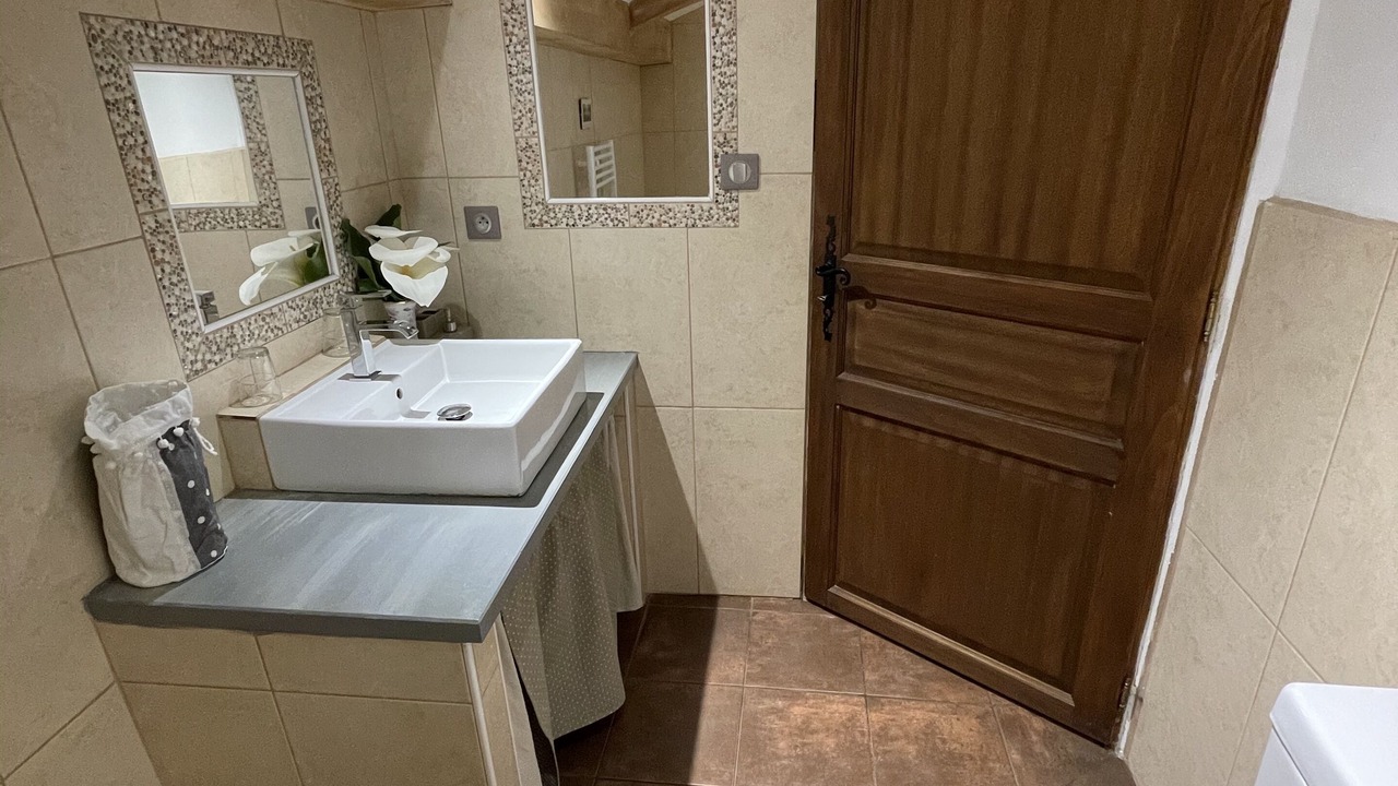 Photo of Bathroom in Saint-Etienne-de-Baigorry