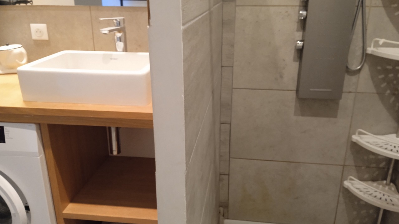 Photo of Bathroom in Malaucene
