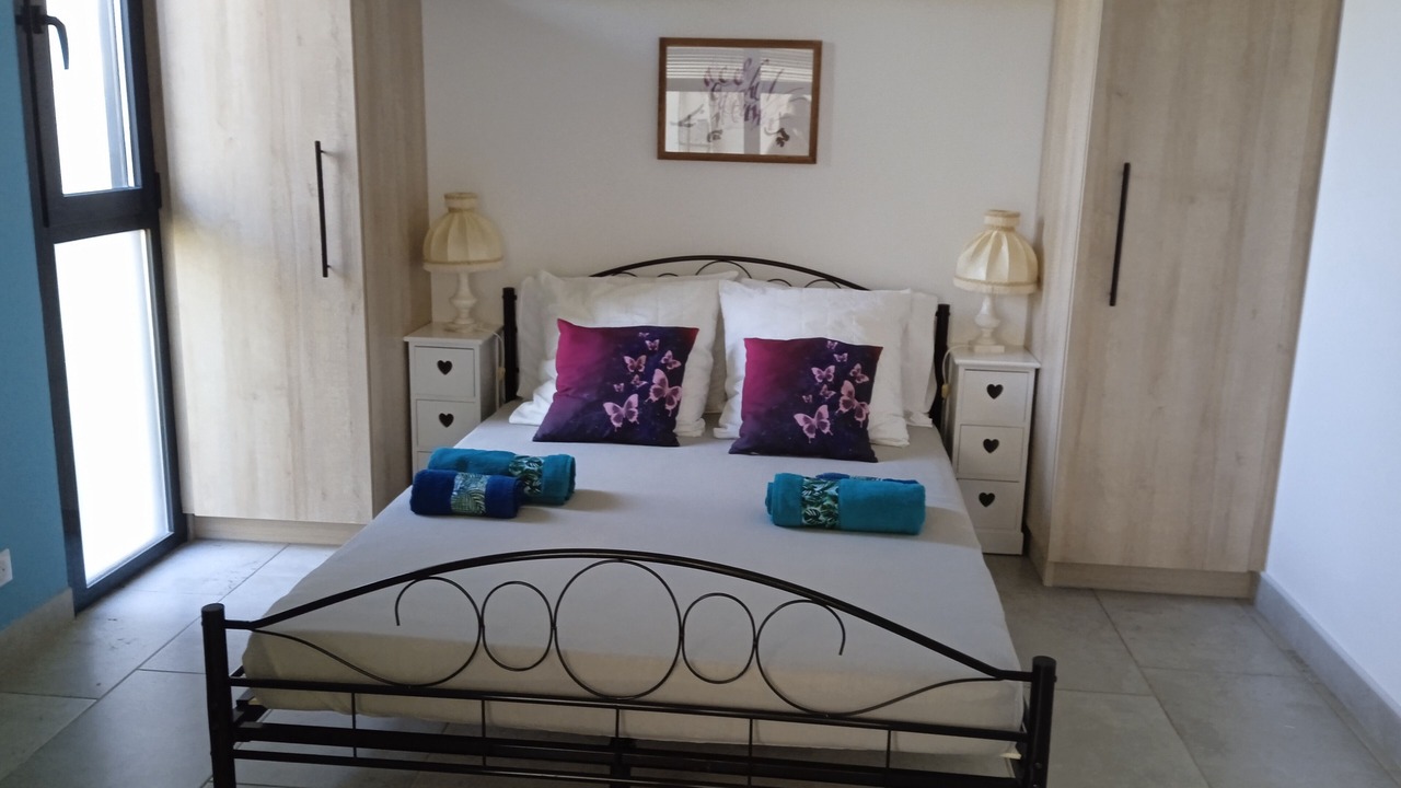 Photo of Bedroom in Malaucene