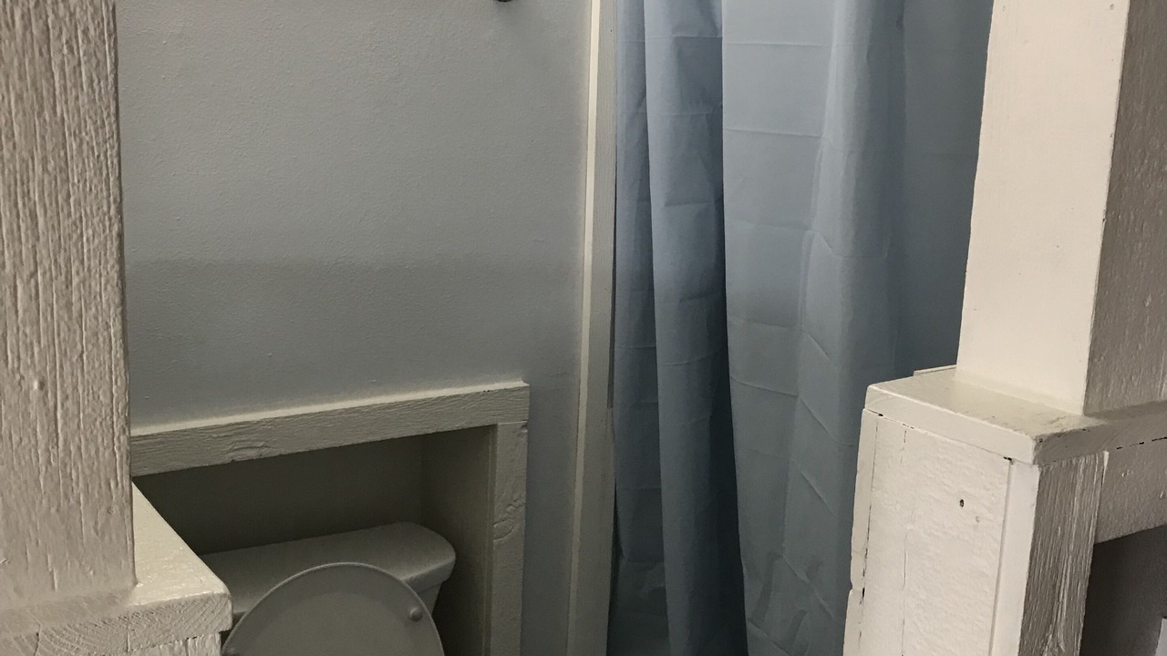 Photo of Bathroom in Guthrie County