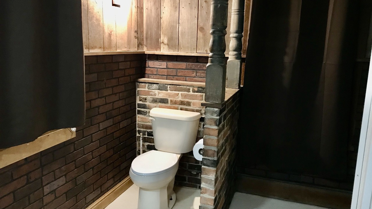 Photo of Bathroom in Guthrie County