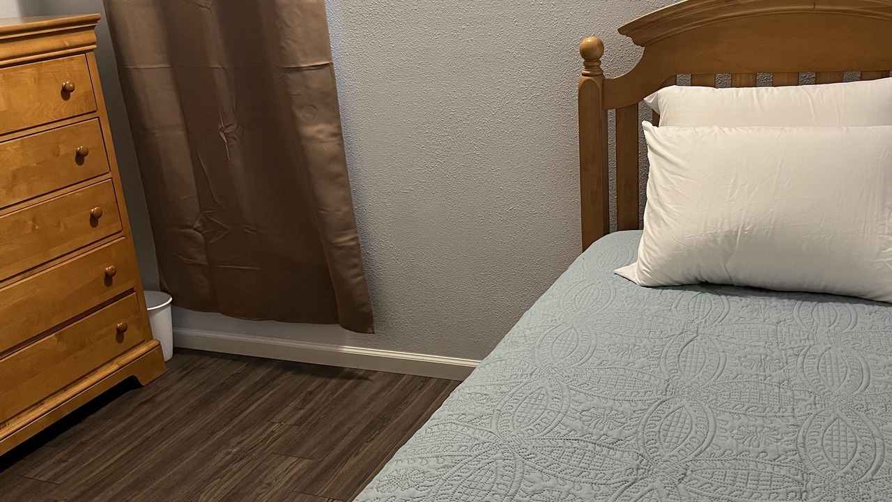 Photo of Bedroom in Guthrie County
