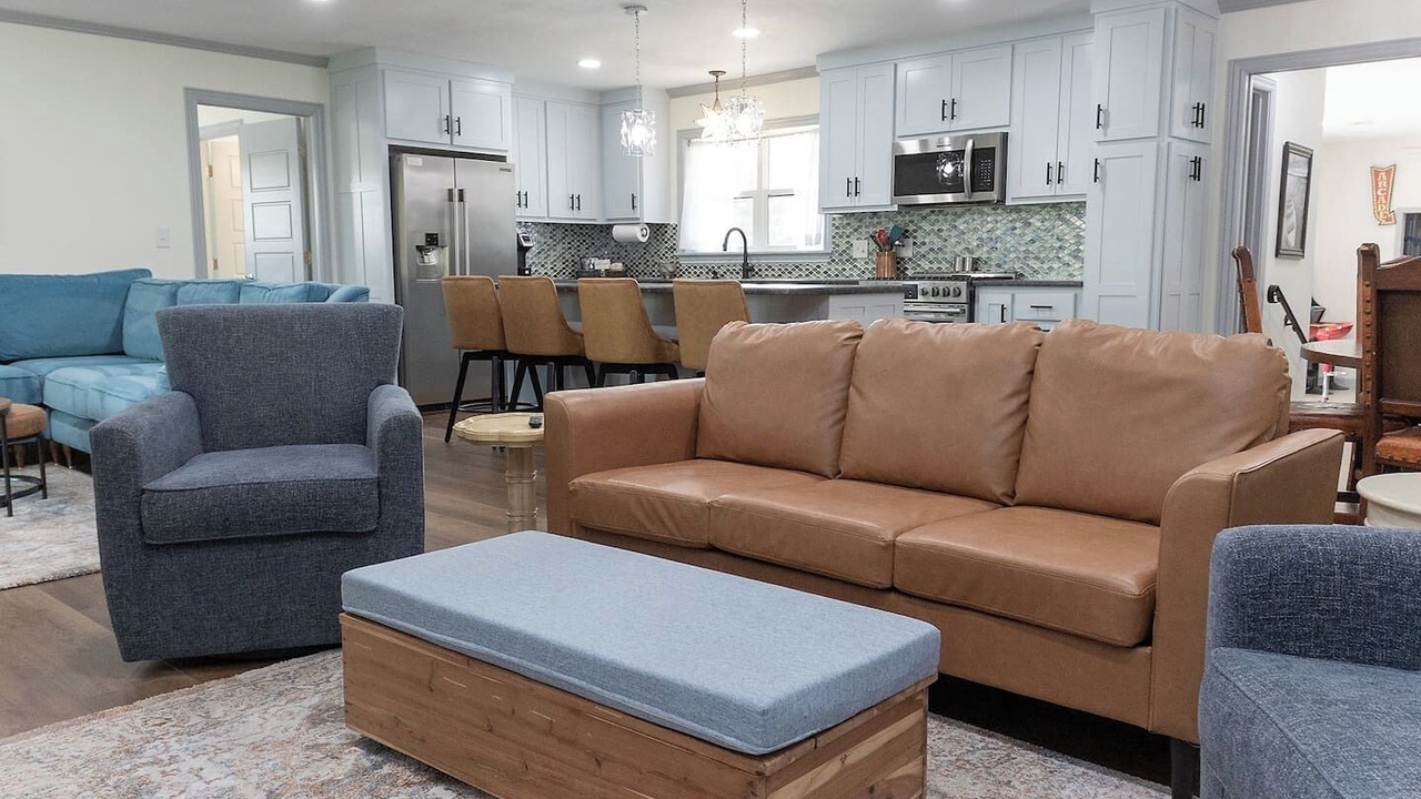 Photo of Livingroom in Lost Bridge Village