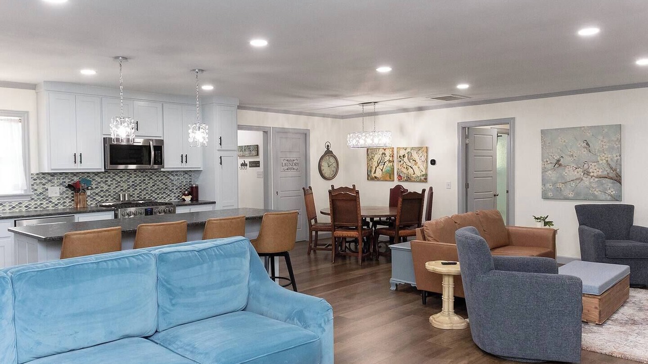 Photo of Livingroom in Lost Bridge Village