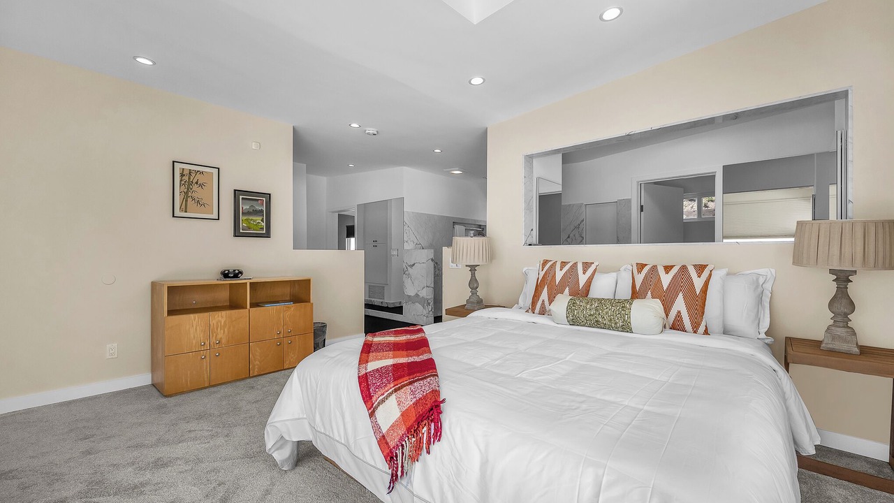 Photo of Bedroom in Malibu