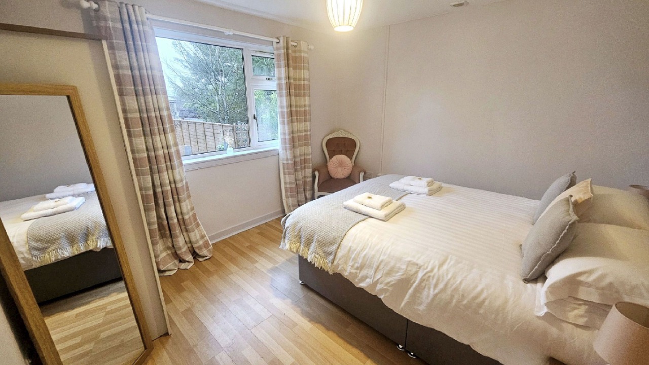 Photo of Others in Connel