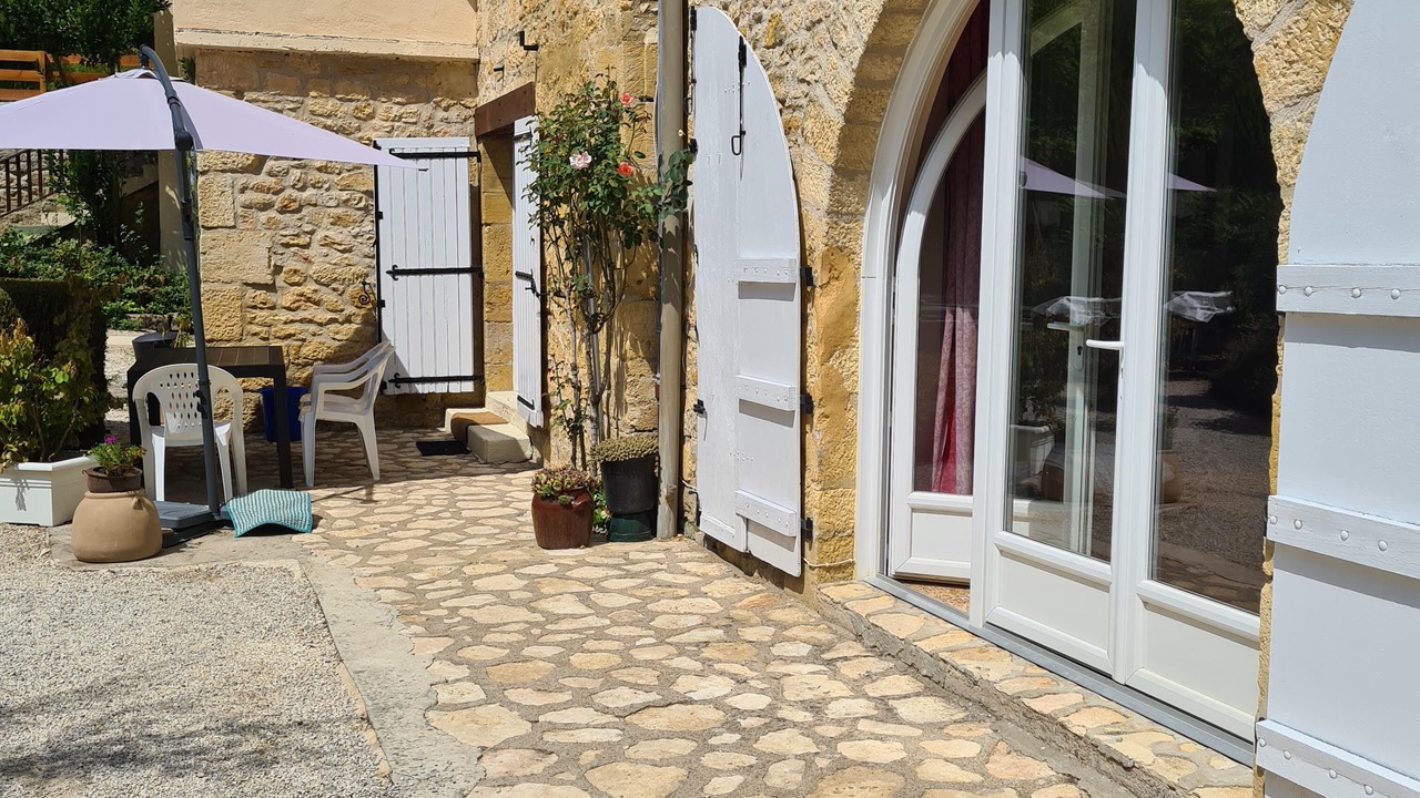 Photo of Outdoor in Castels et Bezenac