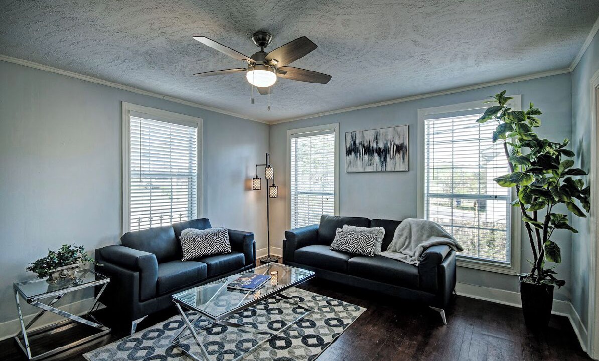 Photo of Livingroom in Fondren