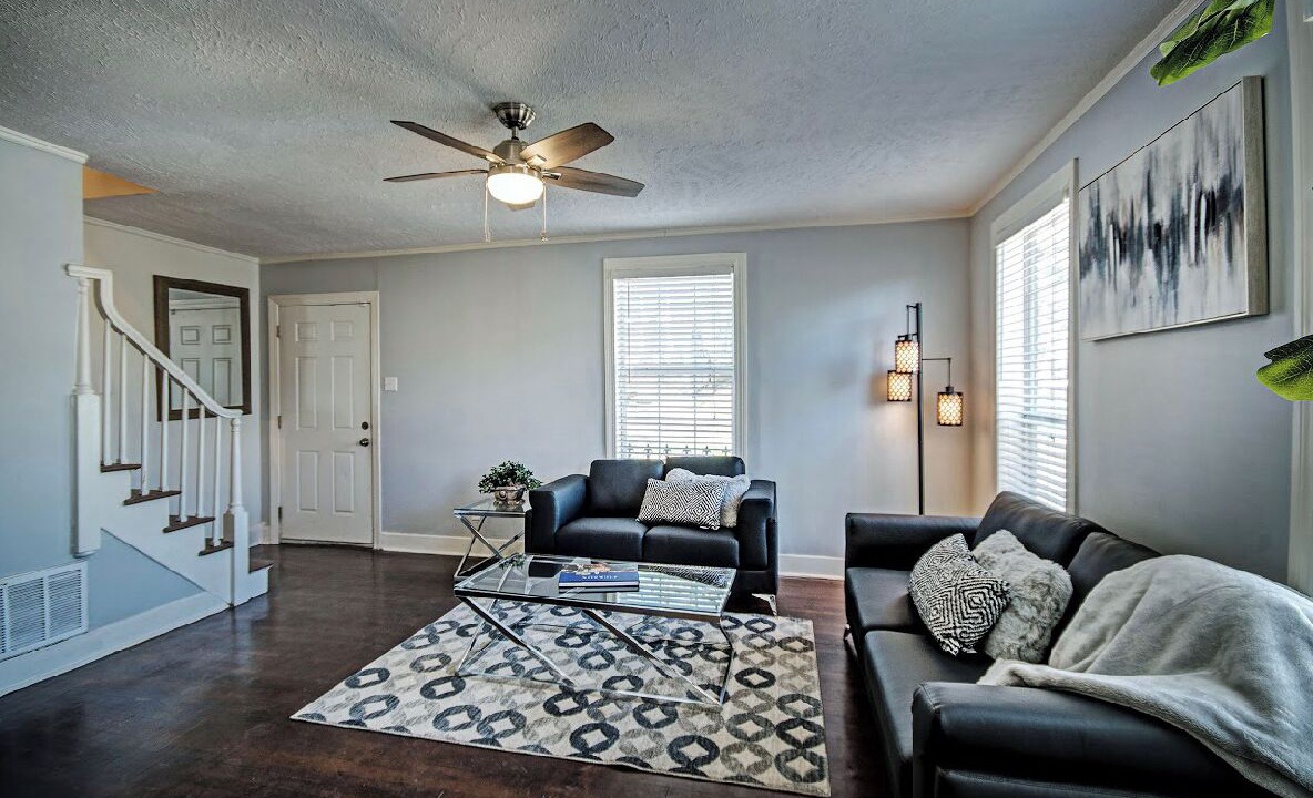 Photo of Livingroom in Fondren