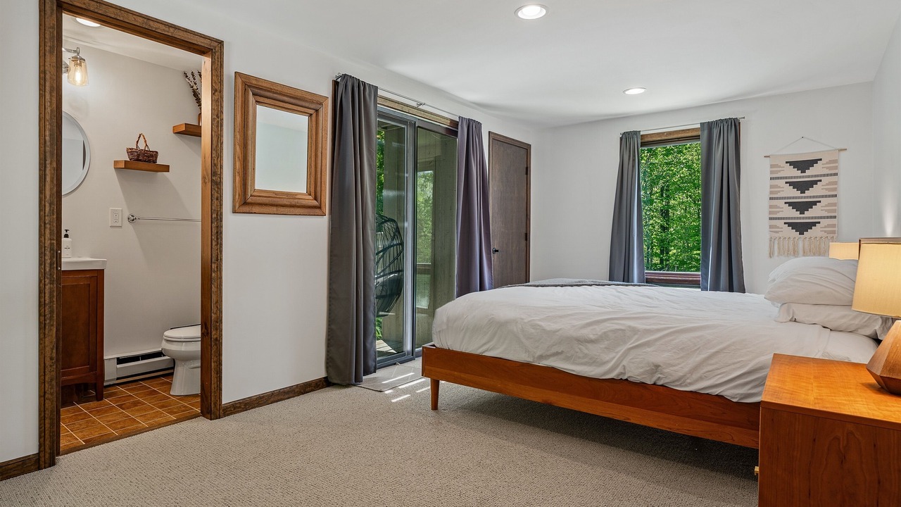 Photo of Bedroom in Forest Farms