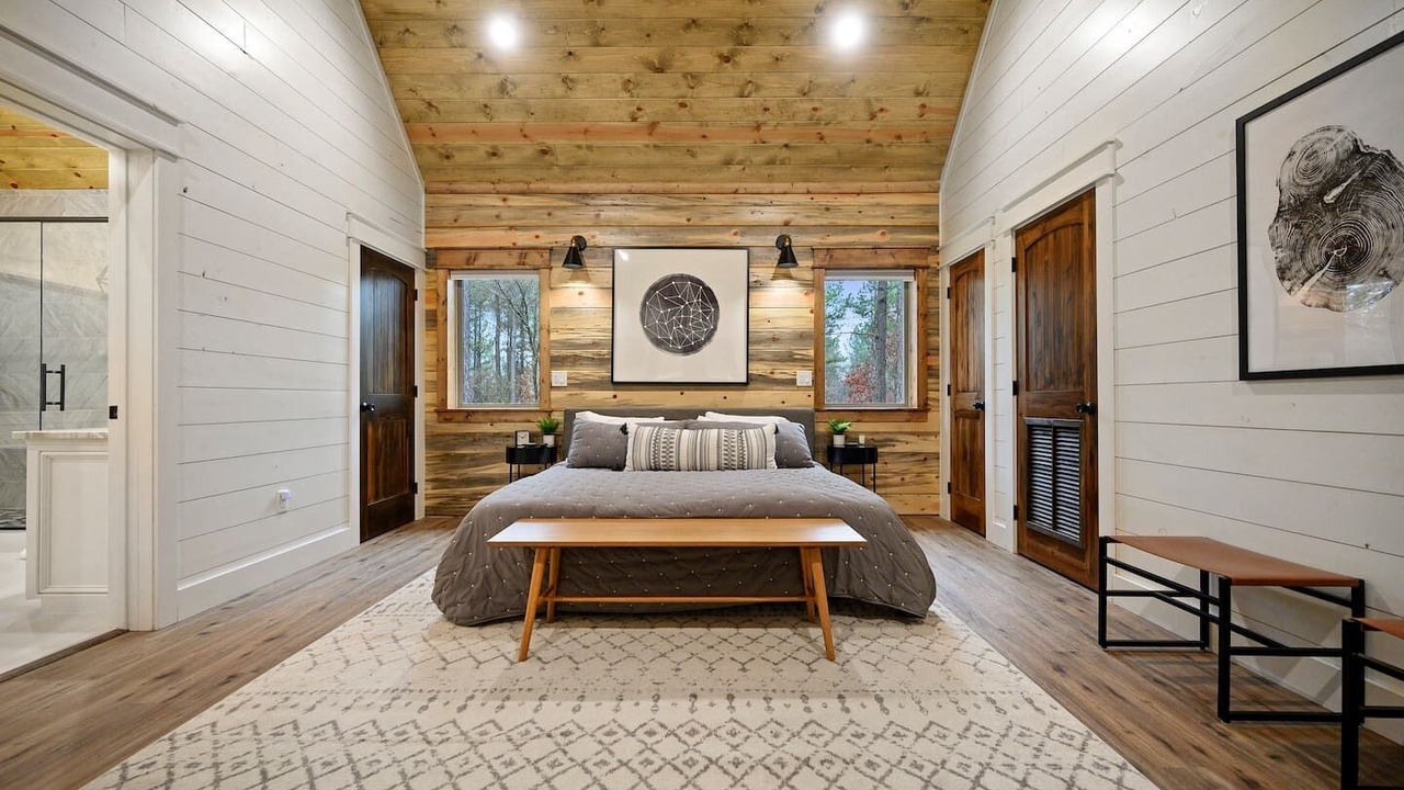 Photo of Bedroom in Pickens