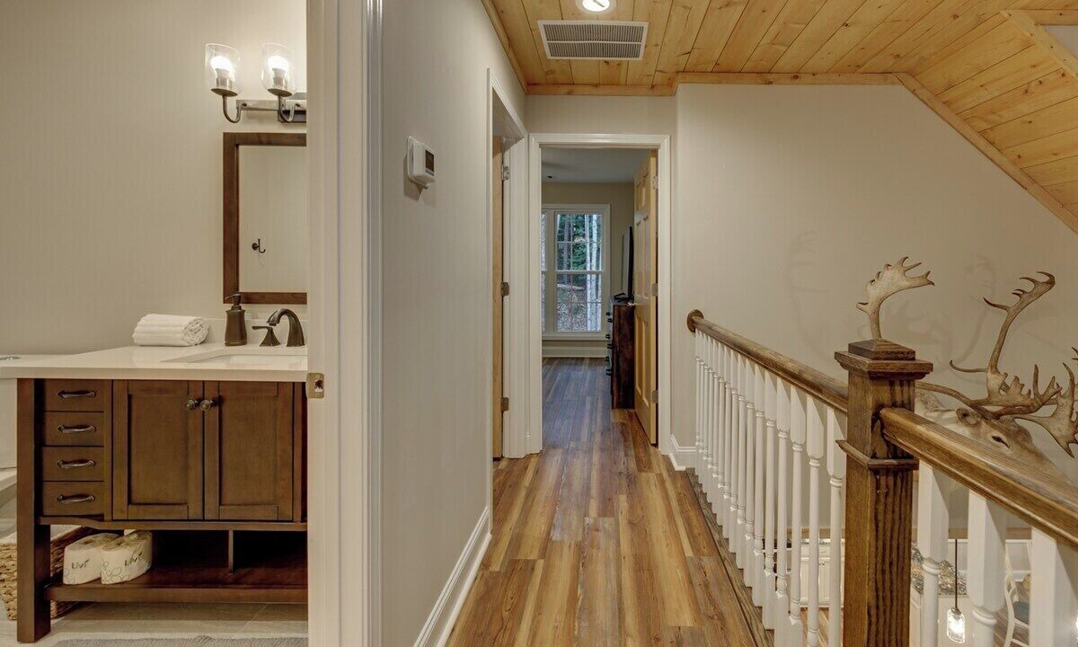 Photo of Bathroom in Helen