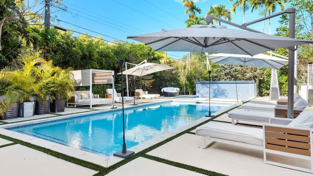 Photo of Outdoor in Country Club Section