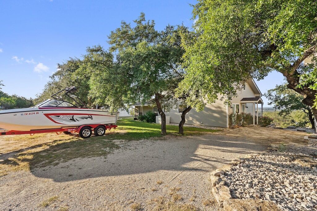 Photo of Others in Spicewood