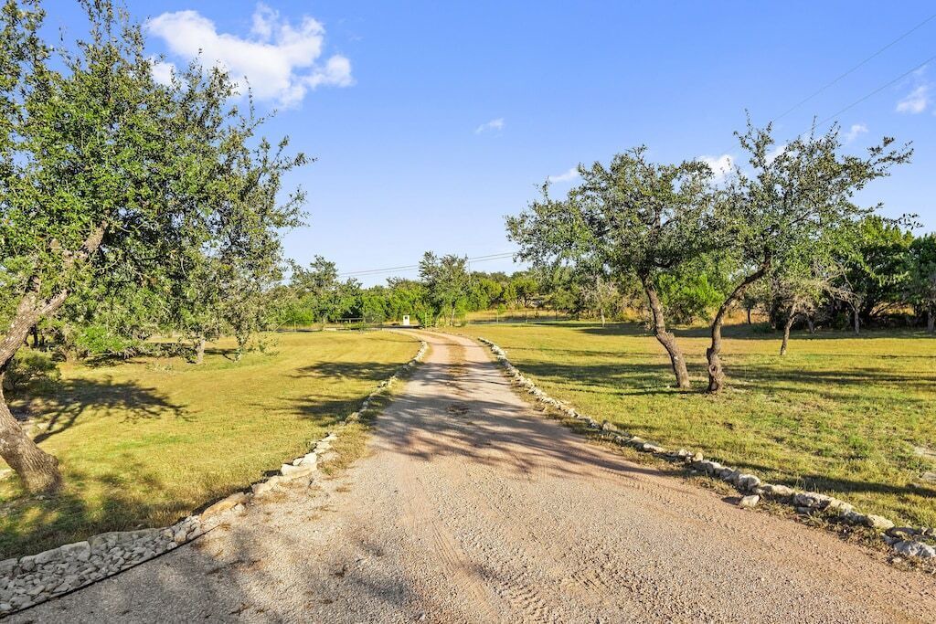 Photo of Others in Spicewood