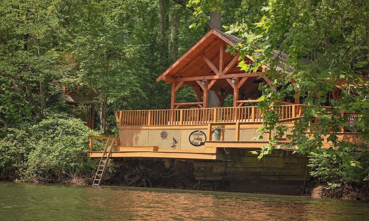 Photo of Outdoor in Benton